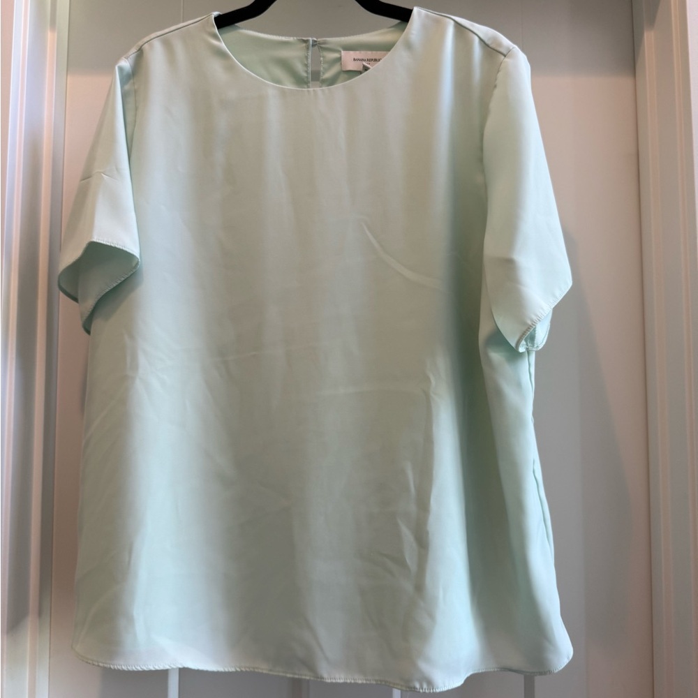 Banana Republic Light Green Blouse
